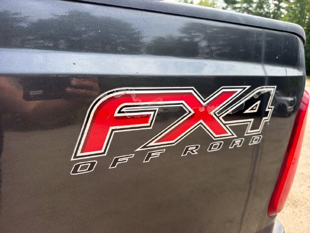 Used 2015 Ford F250 XL w/ Power Equipment Group AWD/4WD image 10