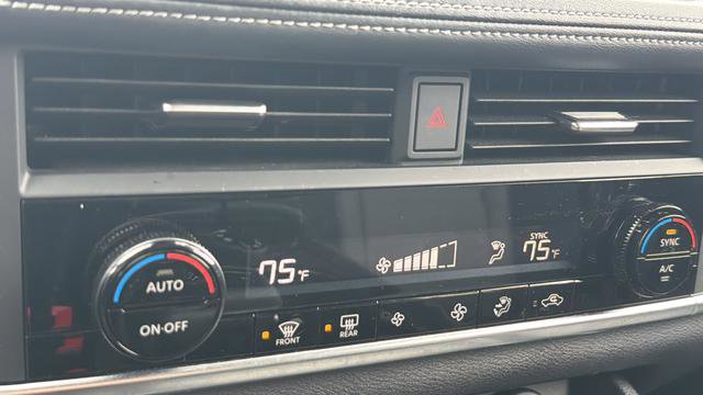 Used 2023 Nissan Rogue SV image 19