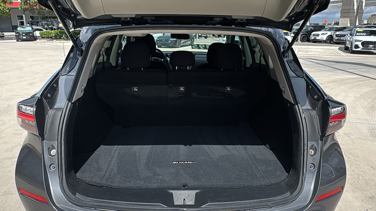 Used 2019 Nissan Murano SV w/ Premium Package FWD image 25