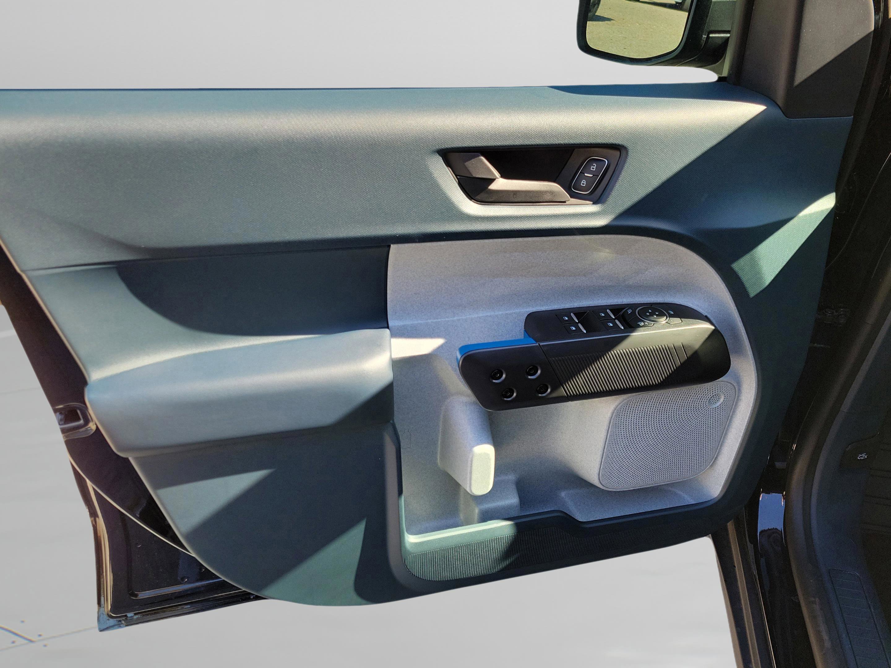 New 2026 Ford Maverick XLT image 27