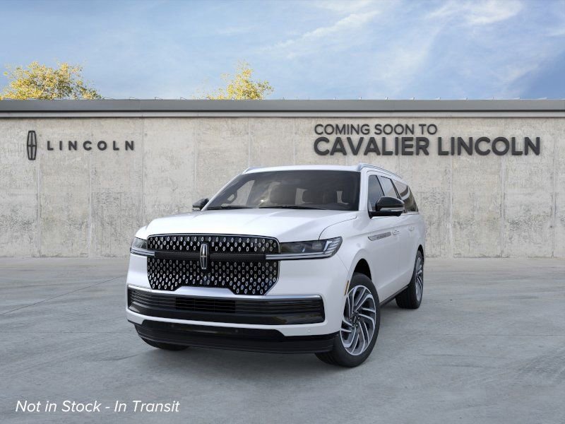 New 2026 Lincoln Navigator L Reserve AWD/4WD image 2