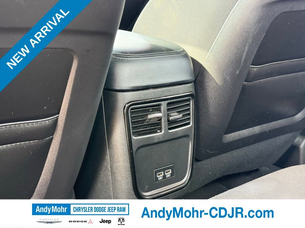 Used 2023 Dodge Charger R/T w/ Blacktop Package image 30