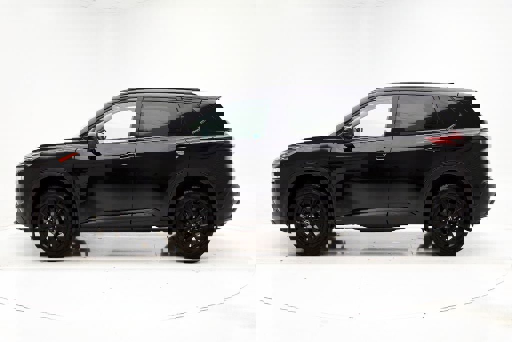 Used 2023 Nissan Rogue SV w/ SV Premium Package image 6