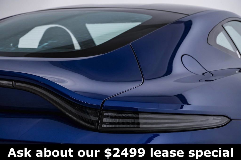 Used 2025 Aston Martin V8 Vantage Coupe image 14