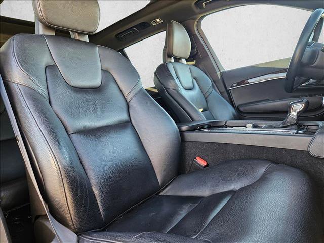 Used 2017 Volvo XC90 T6 Momentum image 20