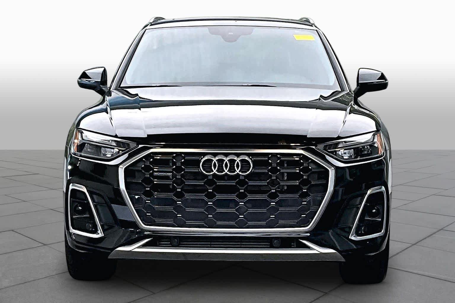 Certified 2025 Audi Q5 e Premium Plus w/ Premium Plus Package AWD/4WD image 3