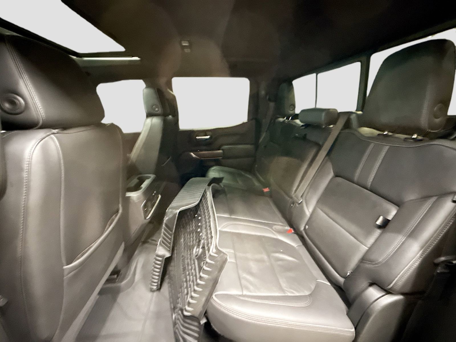 Used 2021 Chevrolet Silverado 1500 High Country w/ Technology Package AWD/4WD image 29