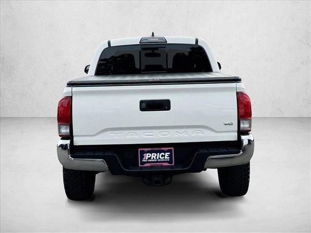 Used 2017 Toyota Tacoma TRD Off-Road w/ Tow Package (A/T) image 6