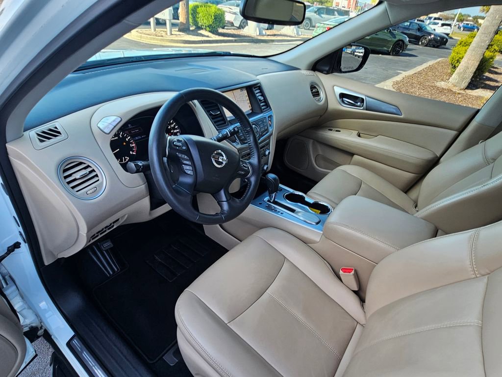 Used 2020 Nissan Pathfinder SL image 19