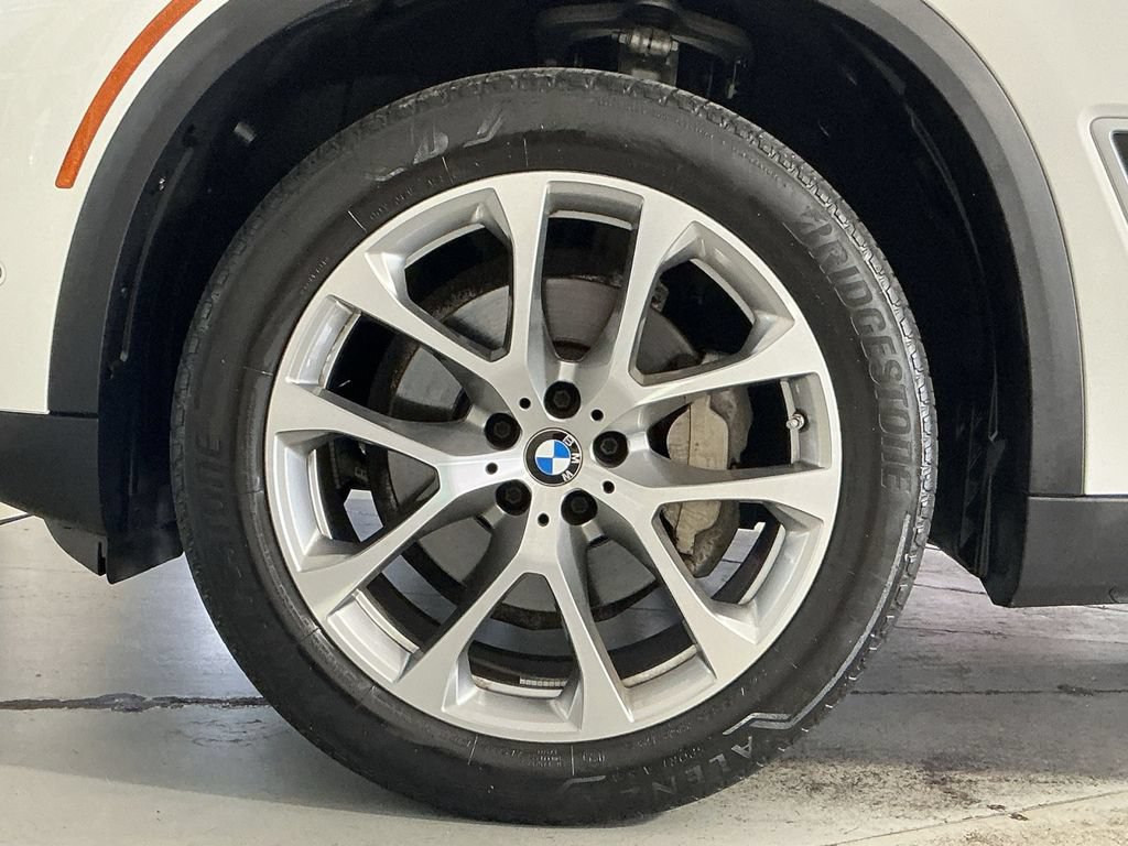 Used 2023 BMW X5 xDrive40i w/ Premium Package AWD/4WD image 13