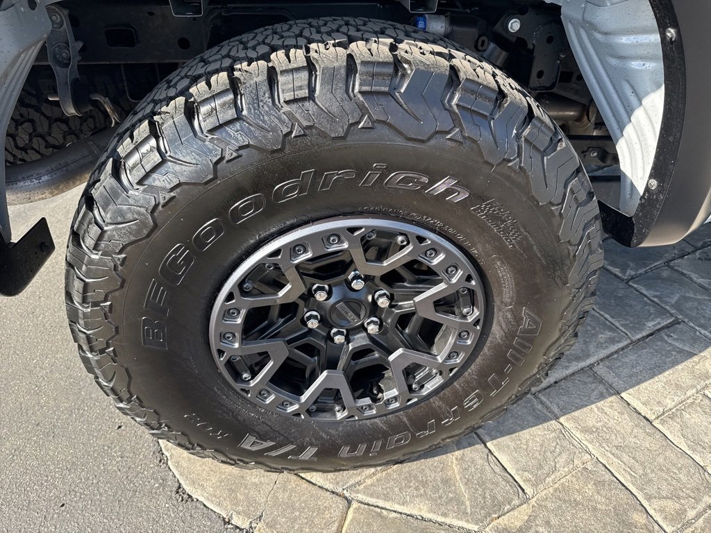 Used 2025 Ford F150 Raptor w/ Equipment Group 803A Raptor R image 4
