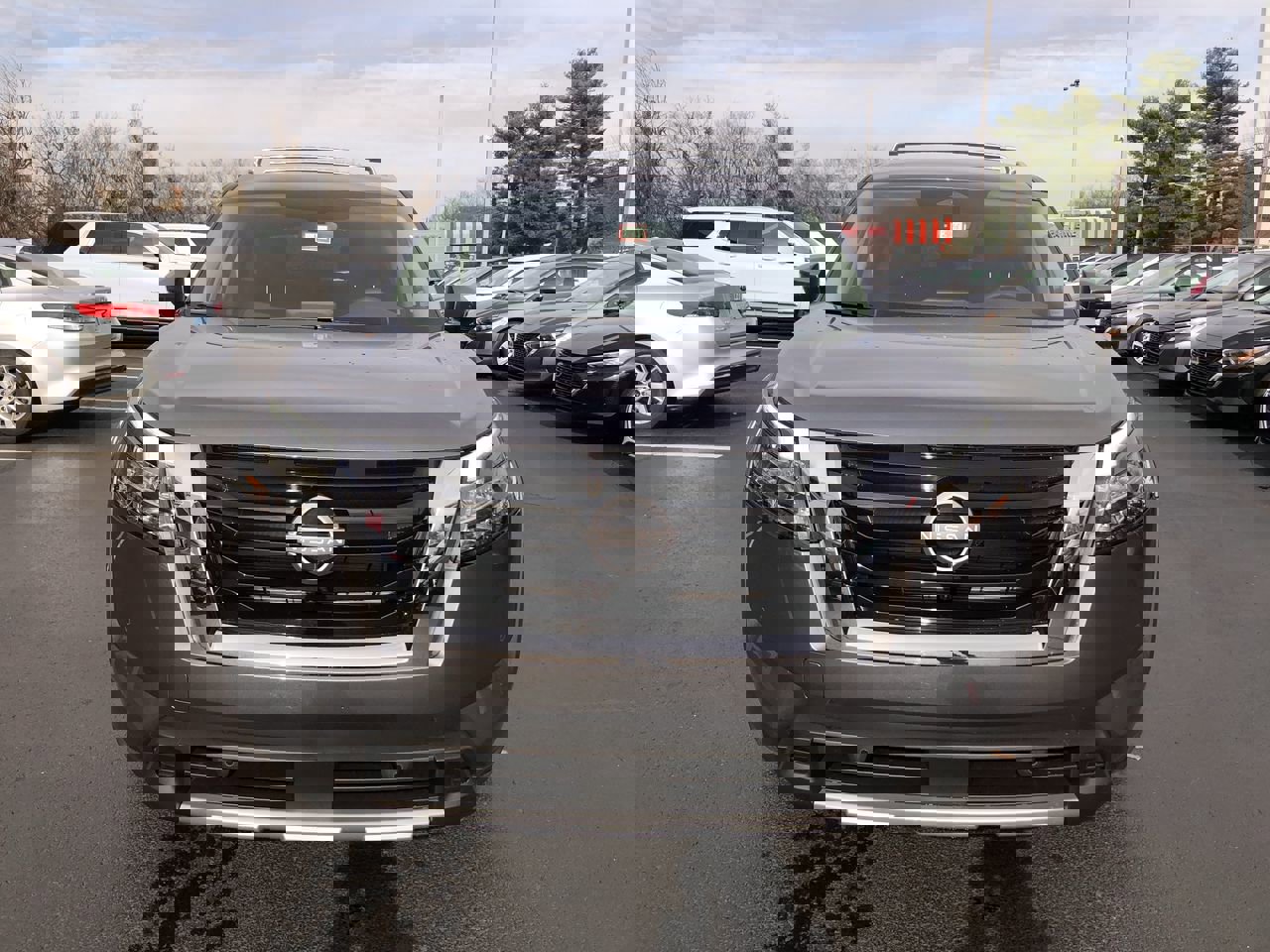 New 2025 Nissan Pathfinder SL image 16