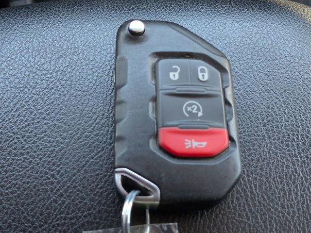 Certified 2023 Jeep Wrangler Unlimited w/ Cold Weather Group AWD/4WD image 36