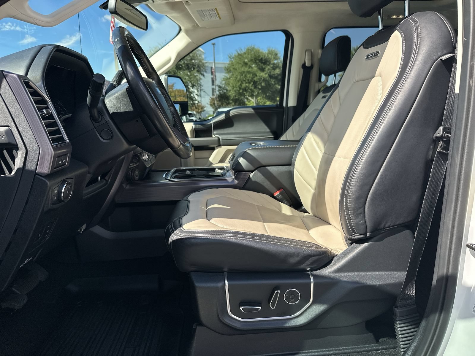 Used 2021 Ford F350 Limited AWD/4WD image 16