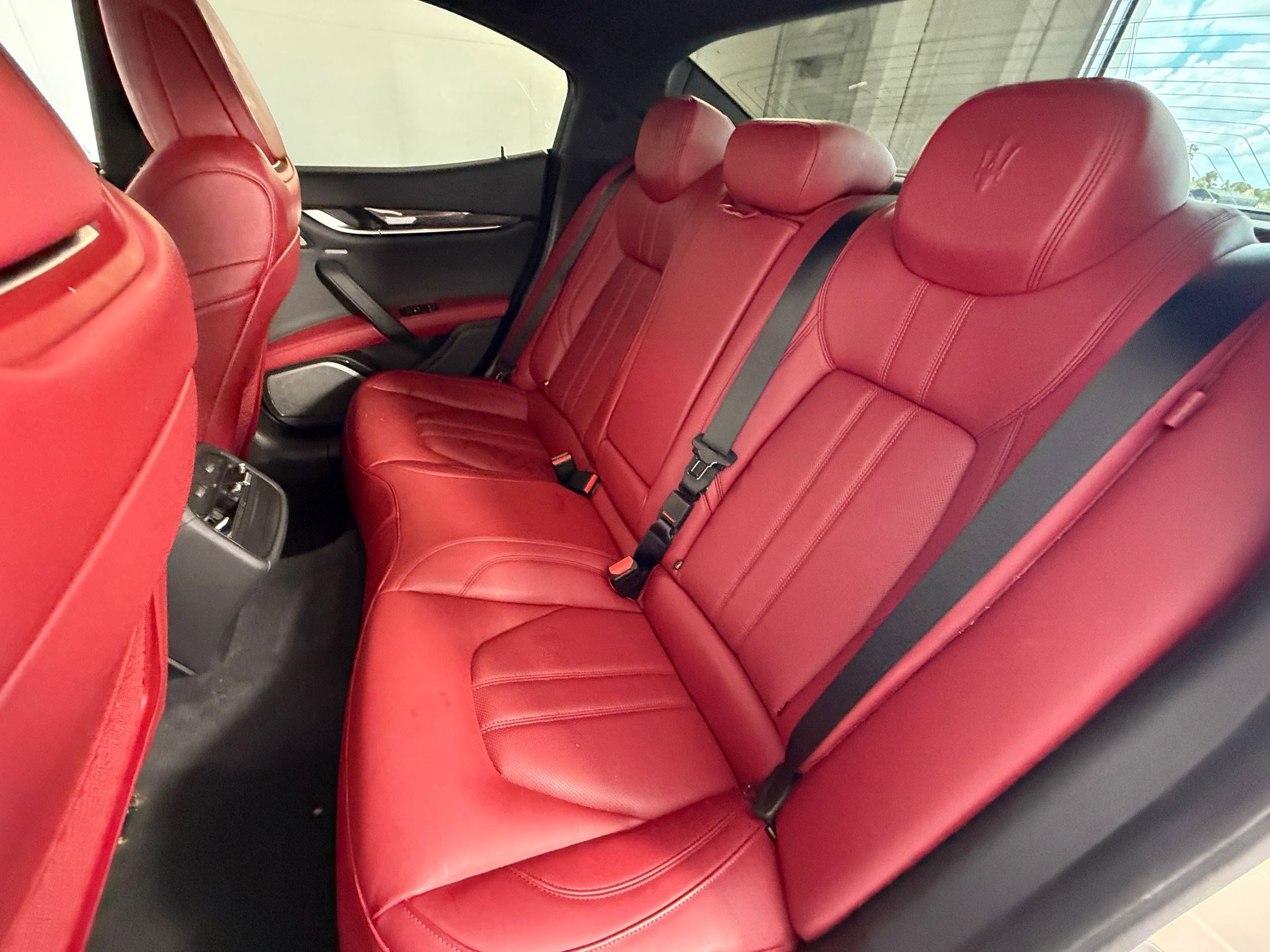 Used 2018 Maserati Ghibli S GranSport Q4 AWD/4WD image 14