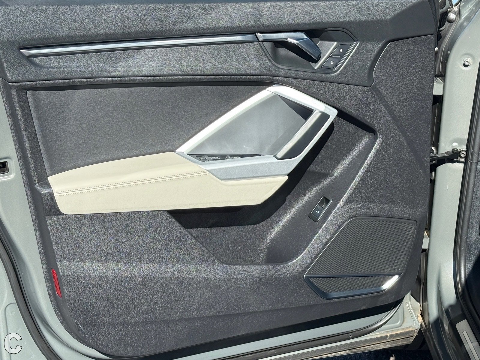 Used 2020 Audi Q3 2.0T Prestige image 16