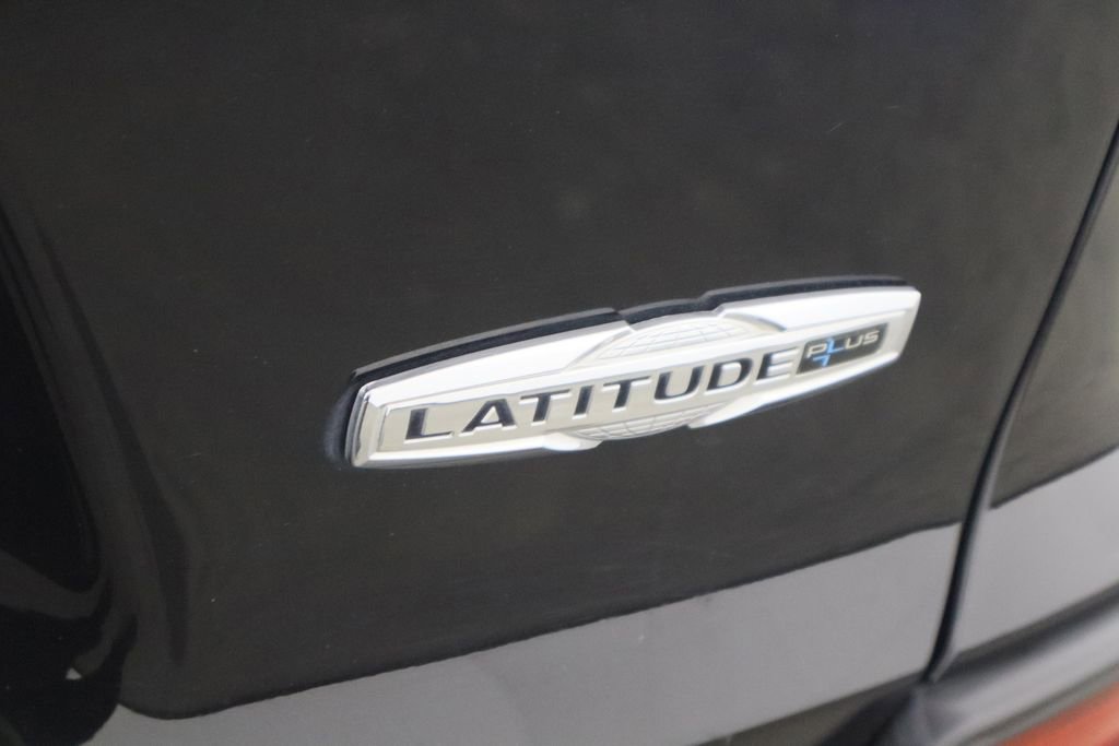 Used 2020 Jeep Cherokee Latitude Plus image 43