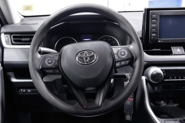 Used 2021 Toyota RAV4 LE AWD/4WD image 14