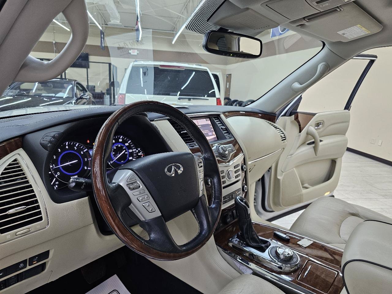 Used 2019 INFINITI QX80 Luxe w/ 22" Wheel Package AWD/4WD image 20
