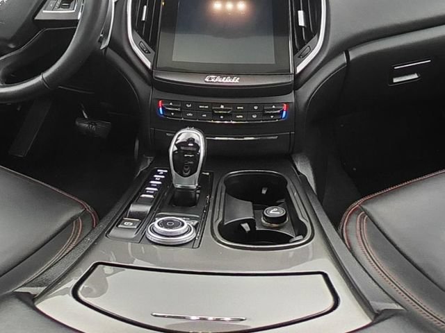 Used 2018 Maserati Ghibli S GranLusso AWD/4WD image 26