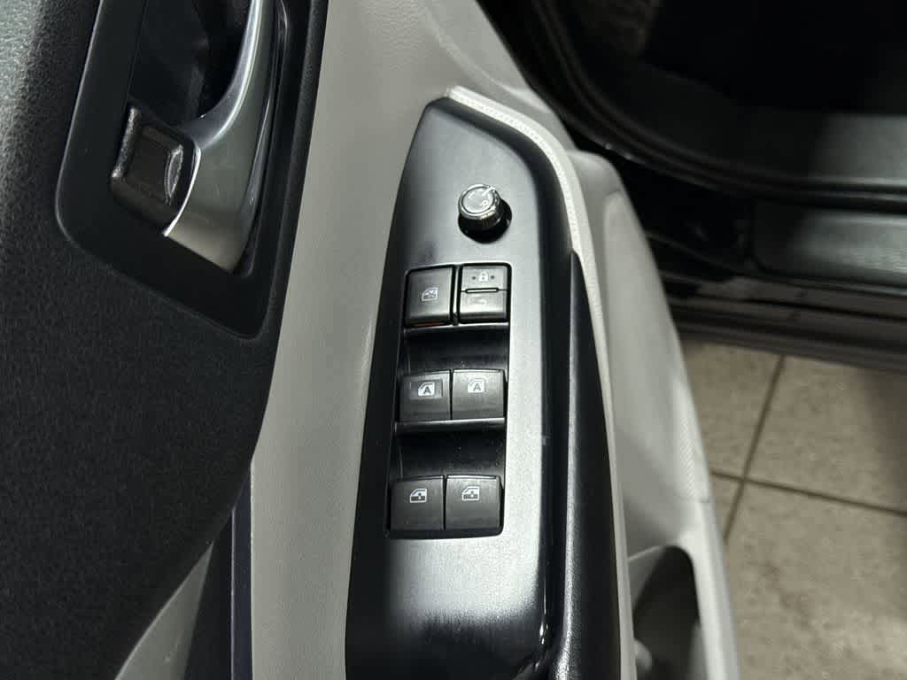 Used 2019 Toyota Highlander XLE w/ Protection Package #3 AWD/4WD image 24