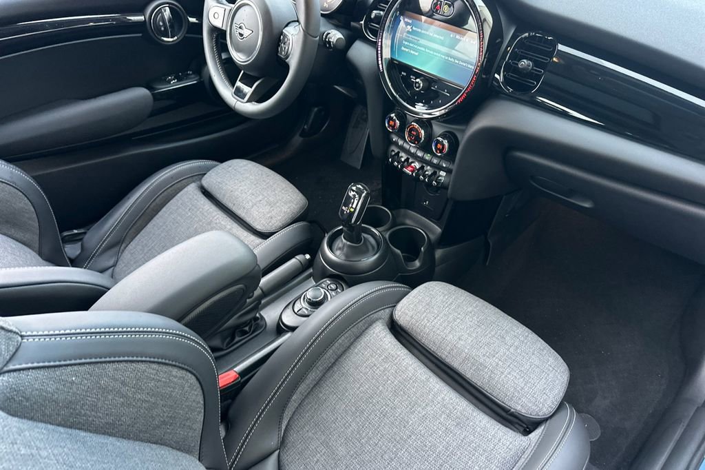 Used 2023 MINI Cooper S w/ Signature Upholstery Package image 15