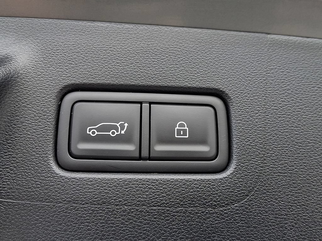 Used 2026 Hyundai Santa Fe SEL AWD/4WD image 32