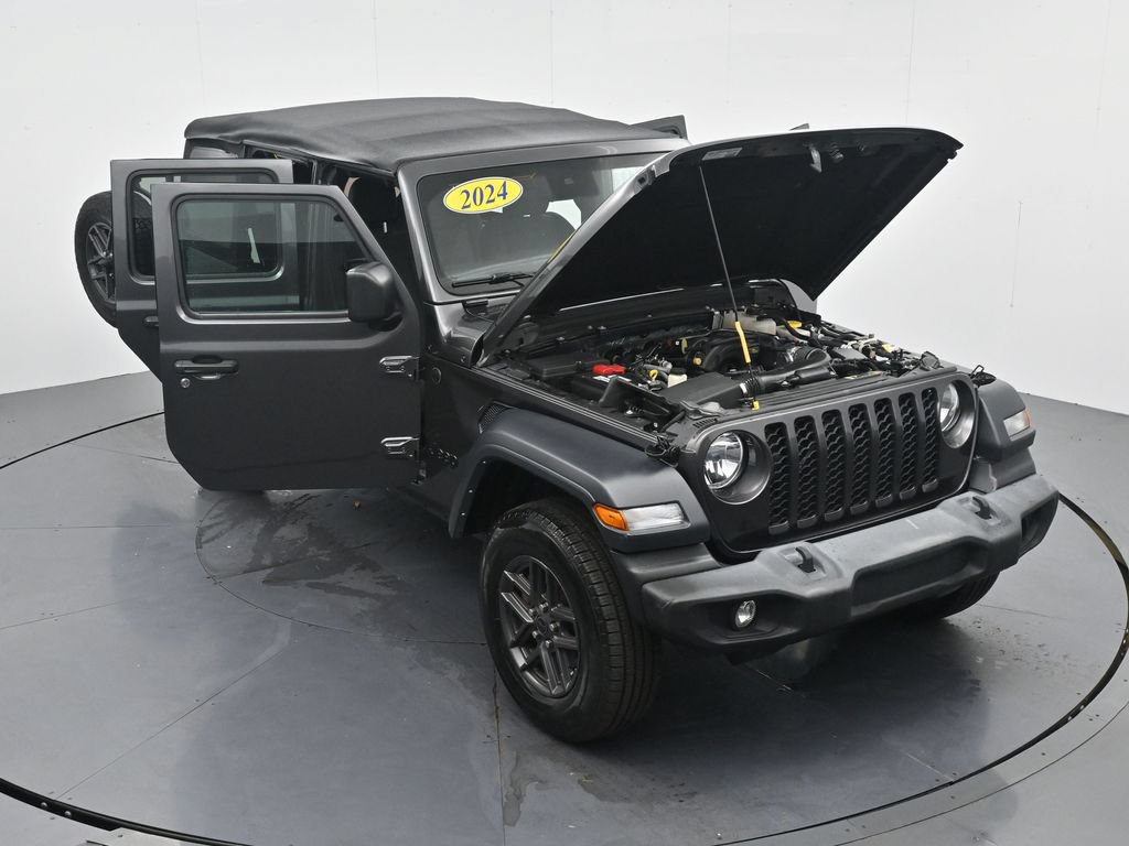 Used 2024 Jeep Wrangler Unlimited Sport AWD/4WD image 38