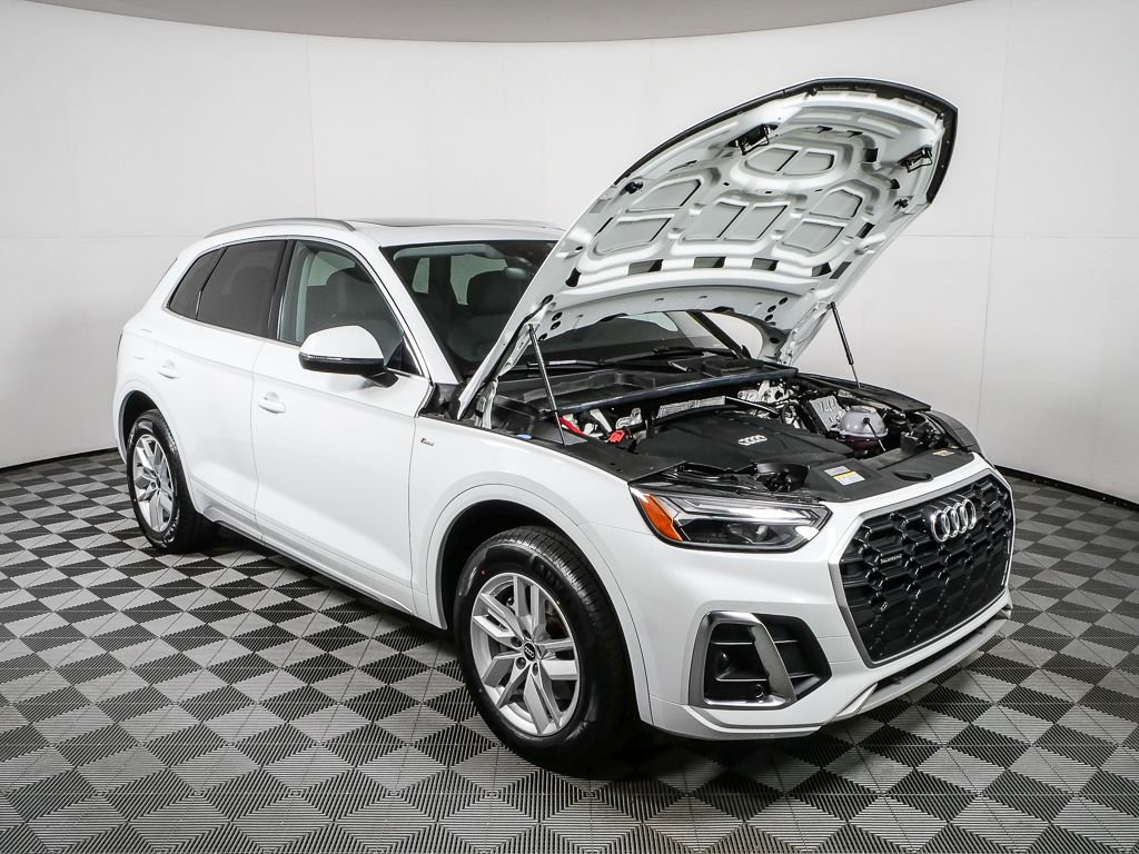 Used 2023 Audi Q5 2.0T Premium w/ Convenience Package image 34