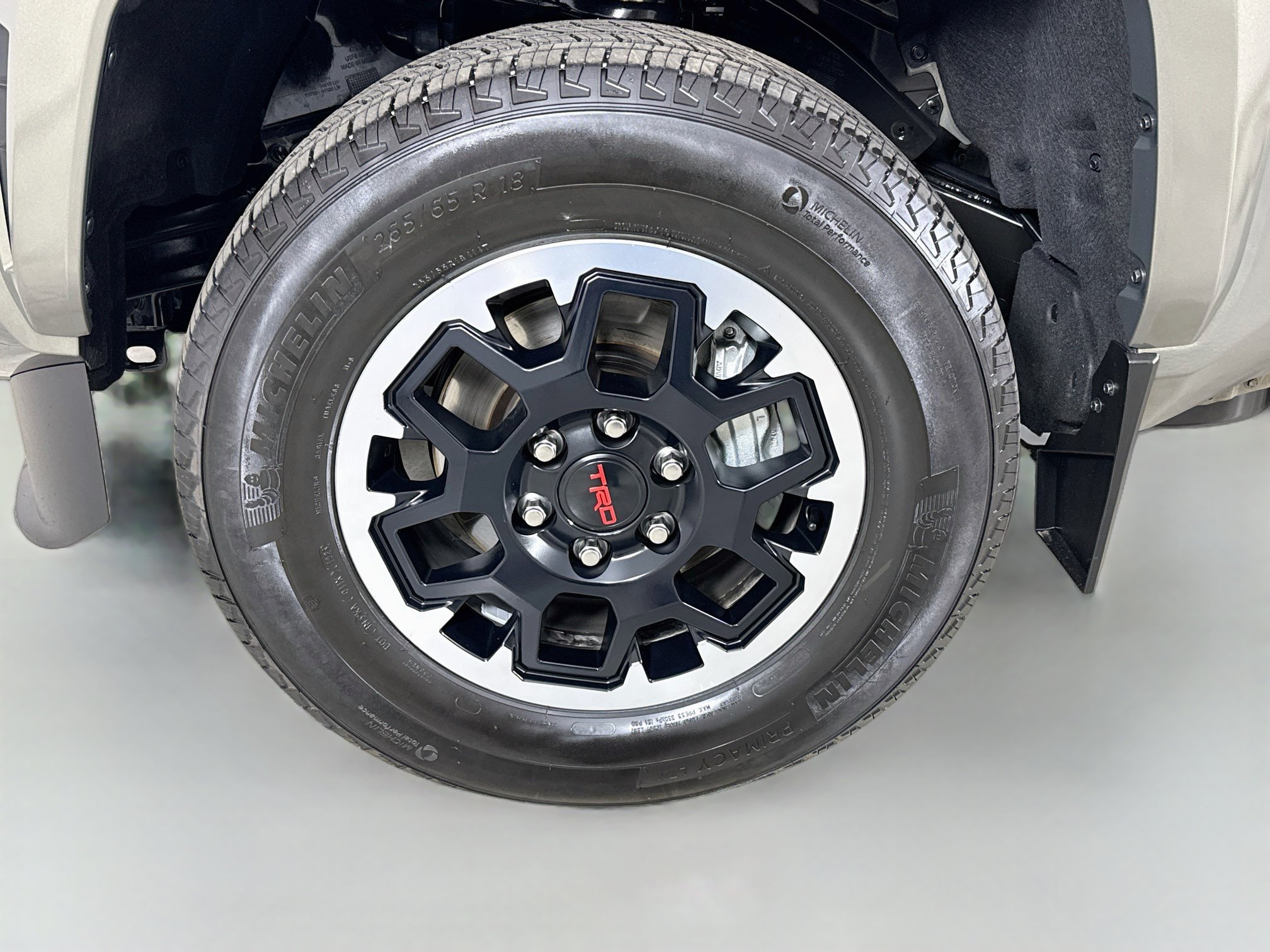 Certified 2024 Toyota Tacoma TRD Sport w/ TRD Sport Upgrade Package AWD/4WD image 33