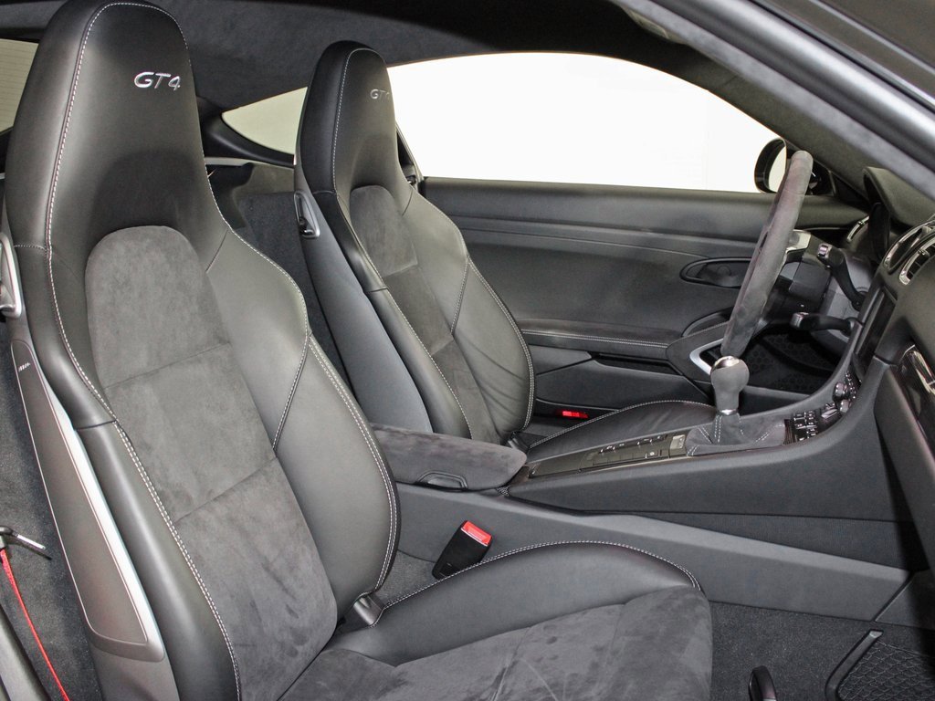 Used 2016 Porsche Cayman GT4 image 34