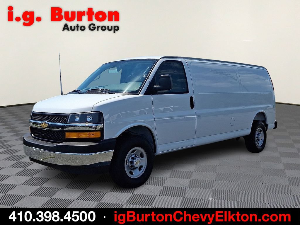 New 2026 Chevrolet Express 2500 Extended w/ Driver Convenience Package RWD image 2