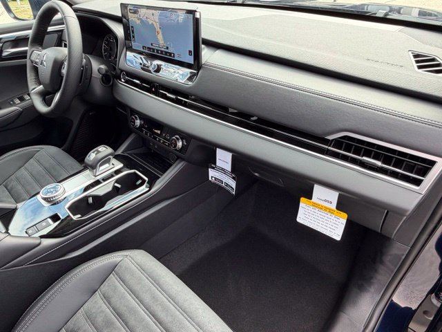 New 2026 Mitsubishi Outlander SE FWD image 11