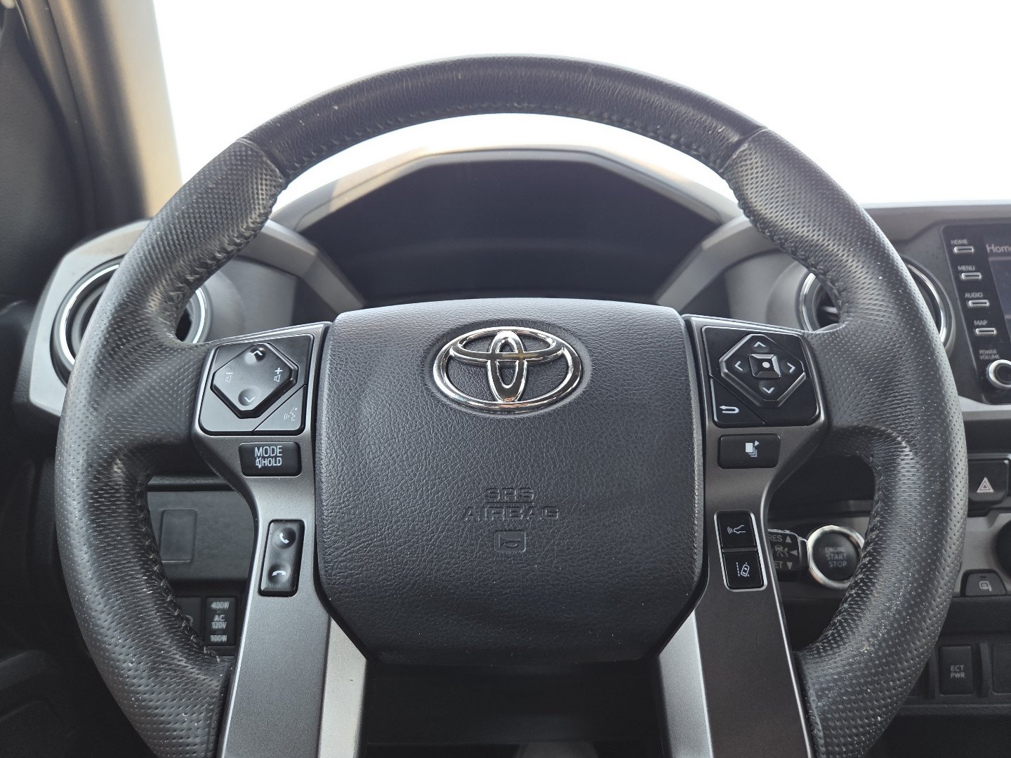 Used 2021 Toyota Tacoma TRD Off-Road AWD/4WD image 25