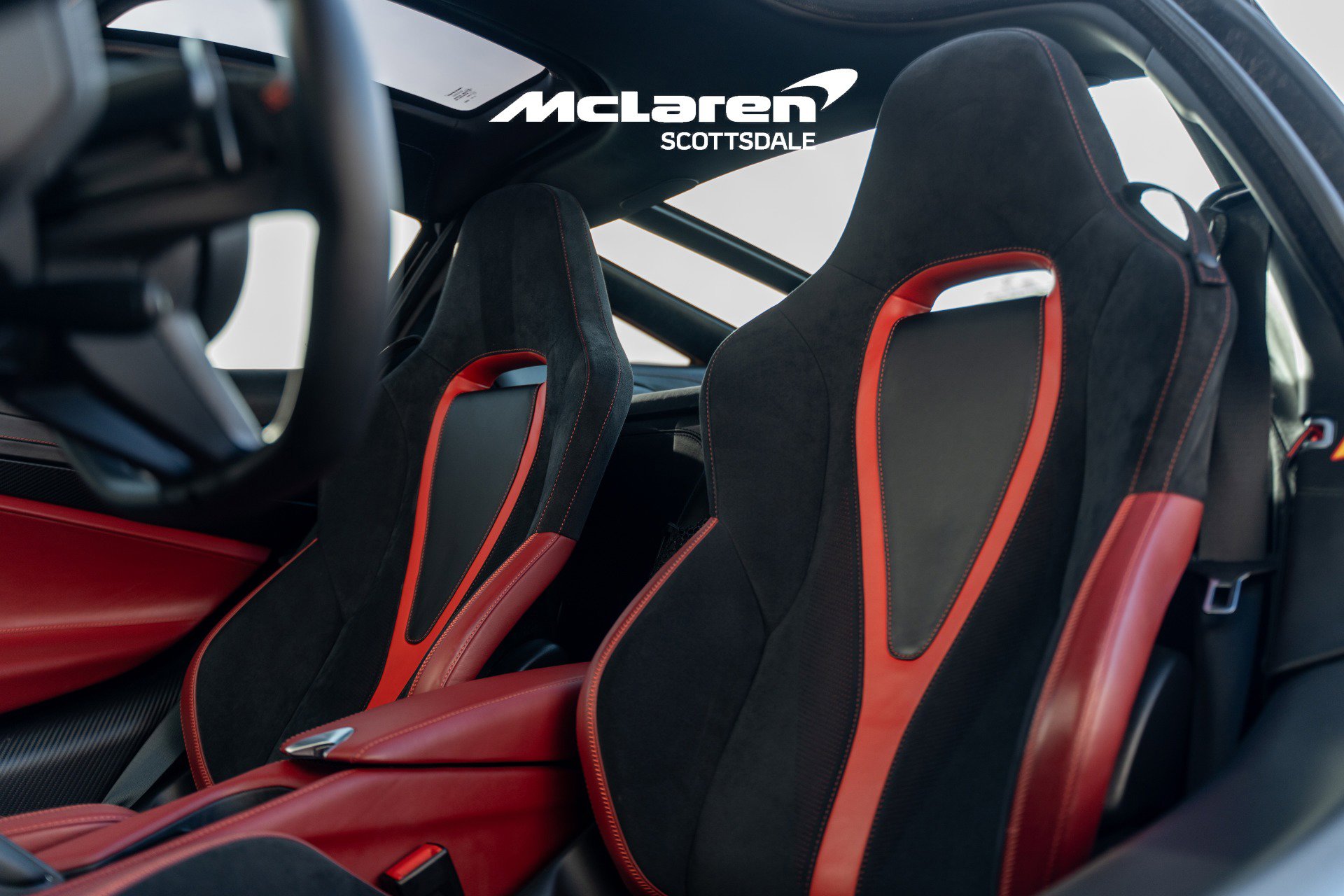 Used 2018 McLaren 720S Performance RWD image 27