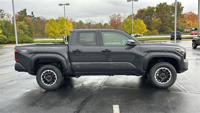 New 2025 Toyota Tacoma TRD Off-Road w/ TRD Off Road Premium Package image 28