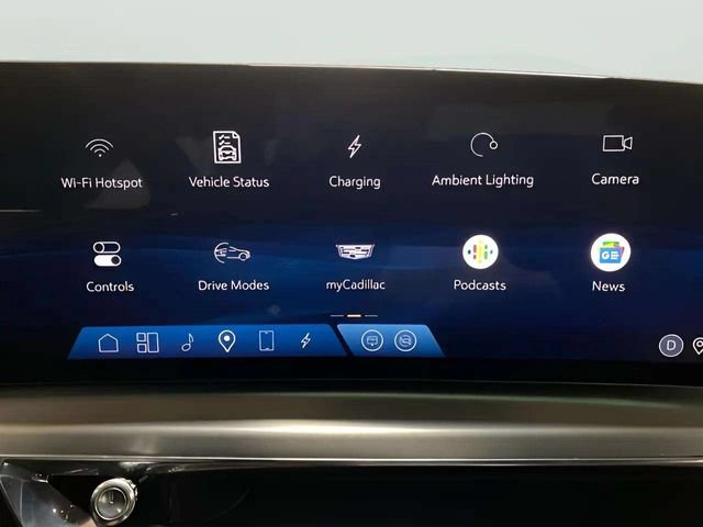 Used 2023 Cadillac Lyriq 2WD image 42