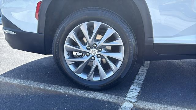 Used 2025 Buick Enclave Preferred image 9