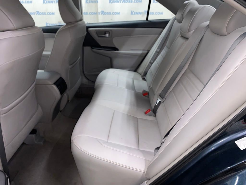 Used 2015 Toyota Camry XLE w/ Moonroof Package FWD image 15