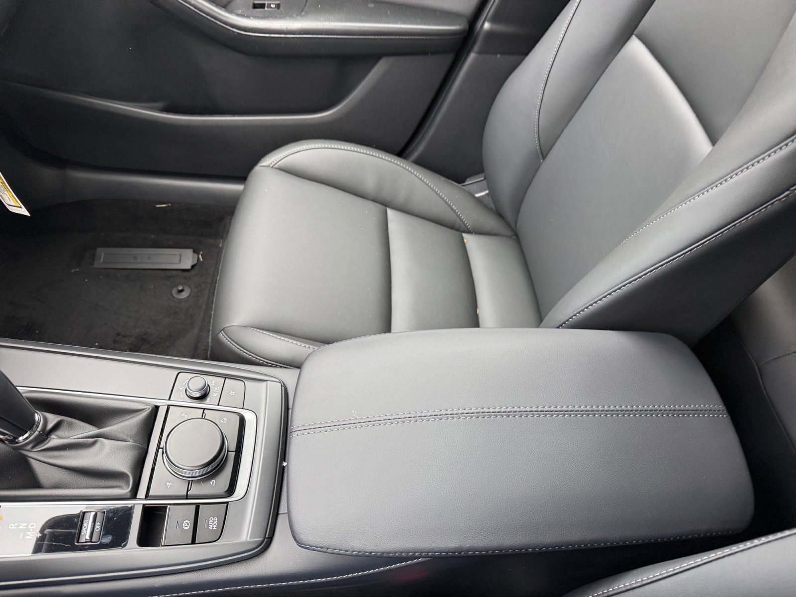 New 2026 MAZDA CX-30 AWD 2.5 S w/ Select Sport Pkg image 14