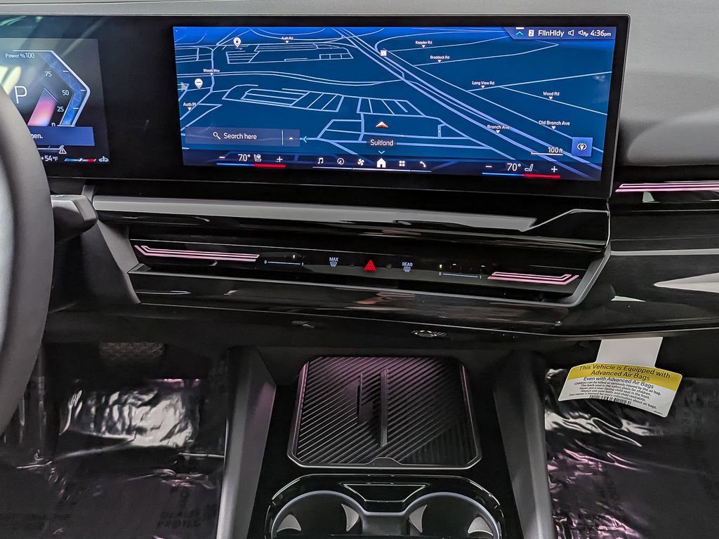 Used 2025 BMW 530i xDrive w/ Premium Package image 36