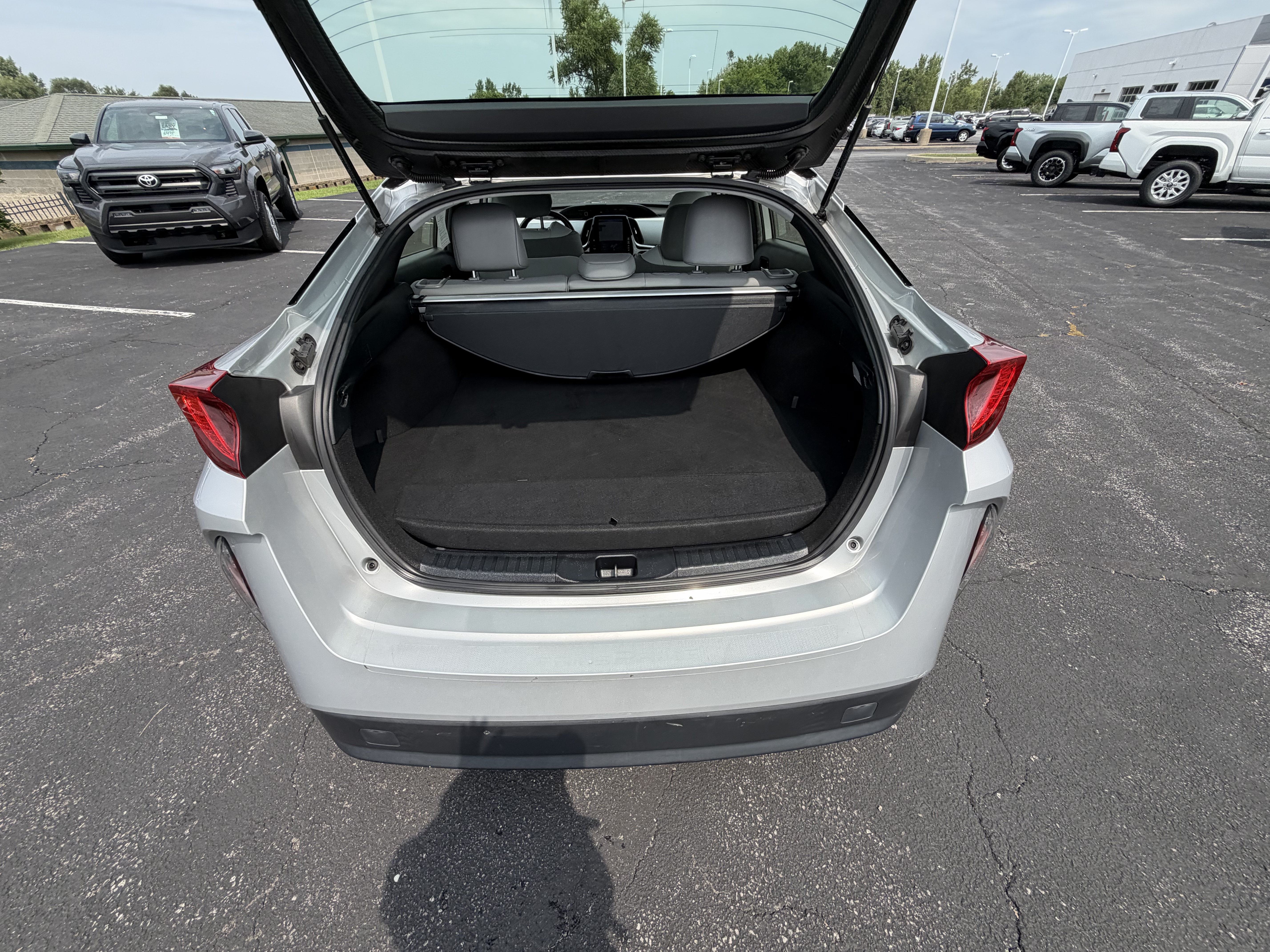Used 2021 Toyota Prius Prime XLE FWD image 8