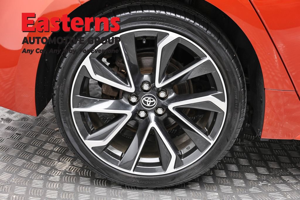 Used 2019 Toyota Corolla XSE FWD image 30