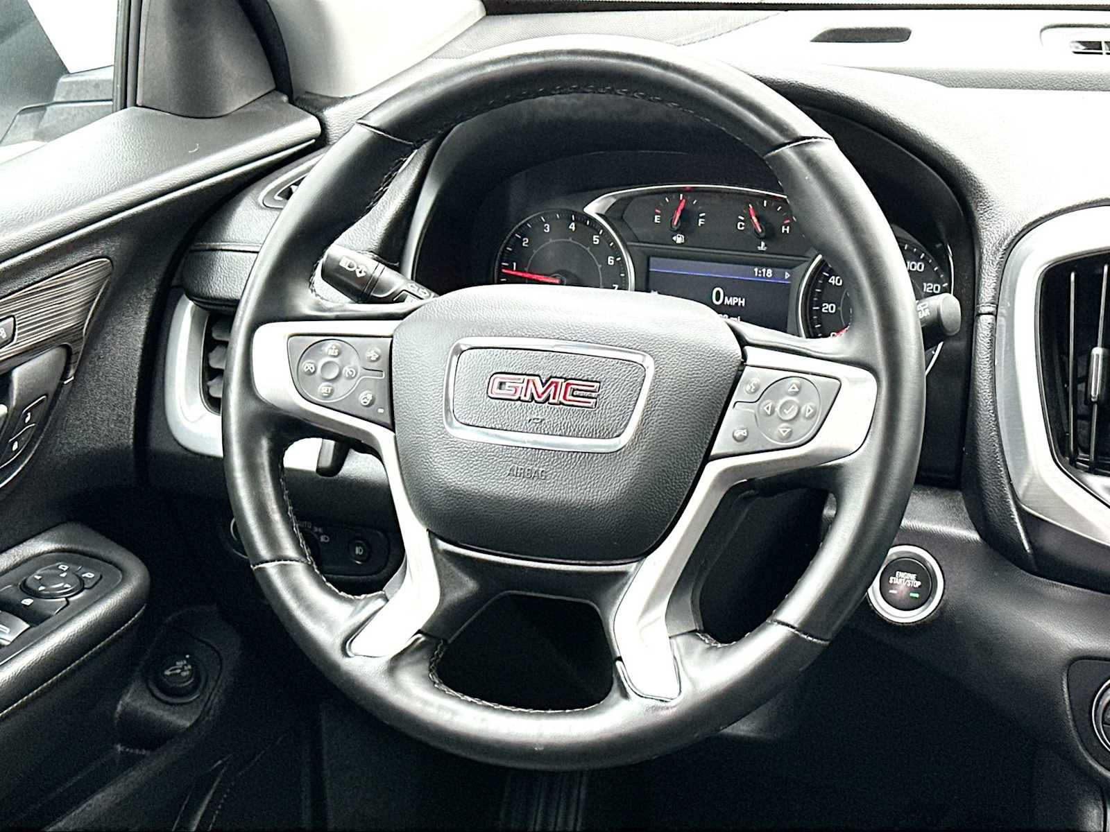 Used 2024 GMC Terrain SLT AWD/4WD image 25