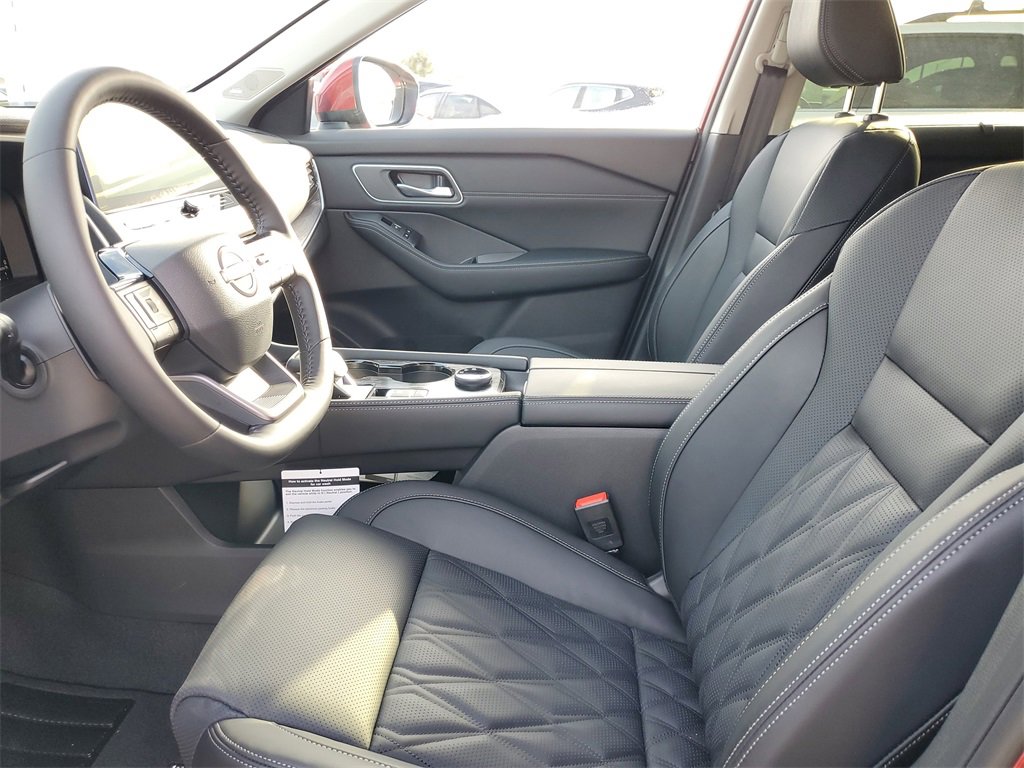 New 2026 Nissan Rogue Platinum image 9