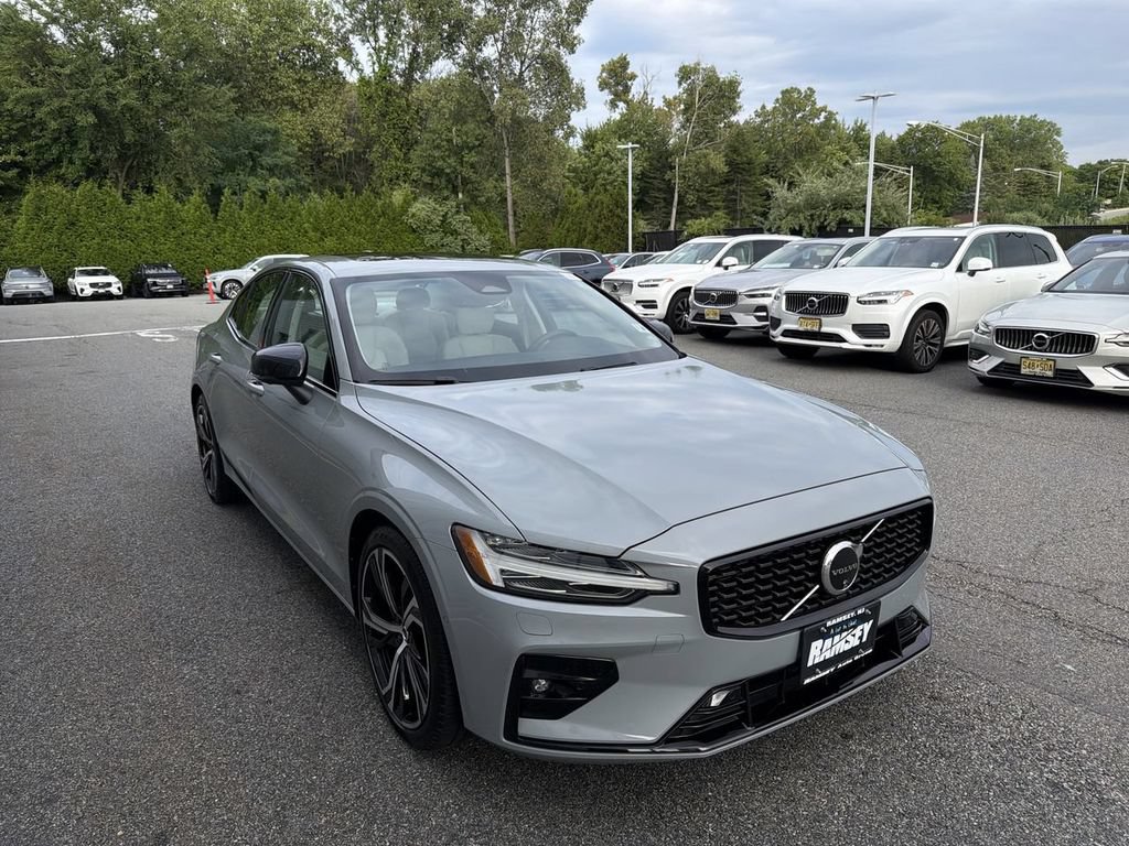 Certified 2024 Volvo S60 B5 Plus w/ Climate Package AWD/4WD image 2