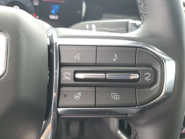 Used 2025 GMC Acadia Elevation FWD image 26