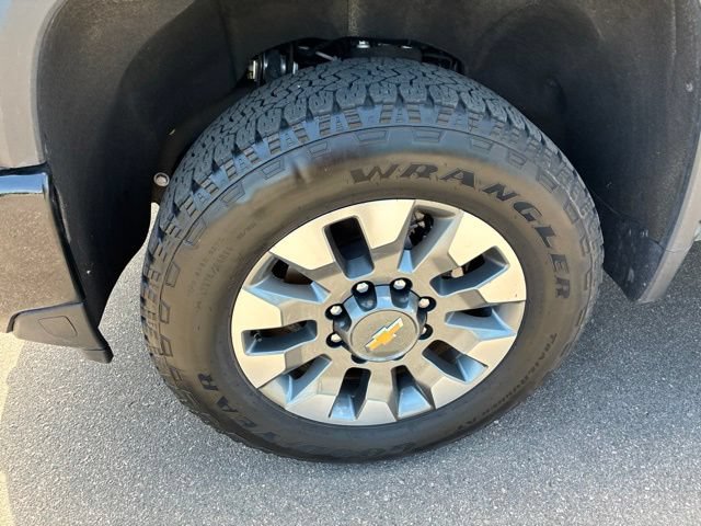 Certified 2024 Chevrolet Silverado 2500 Custom w/ Custom Value Package AWD/4WD image 14