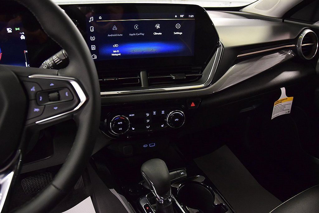 New 2025 Chevrolet Trax ACTIV w/ Driver Confidence Package image 21