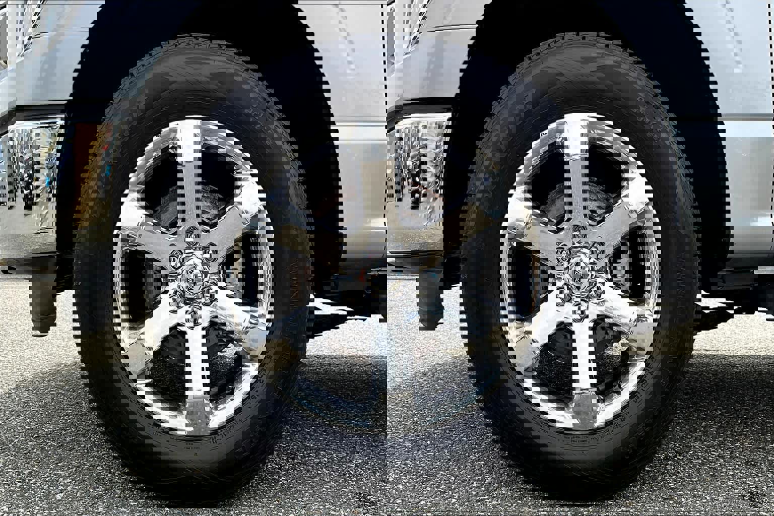 Used 2022 Ford F150 Lariat w/ Equipment Group 502A High image 13